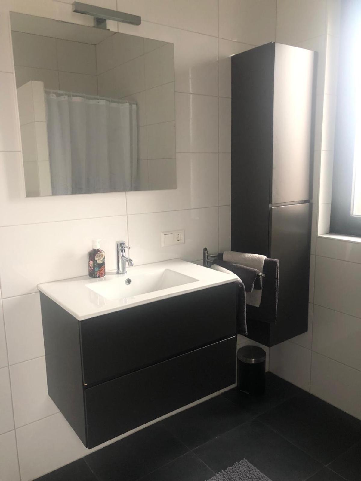 City Zen Apartment Enschede !Free Private Parking Eksteriør billede