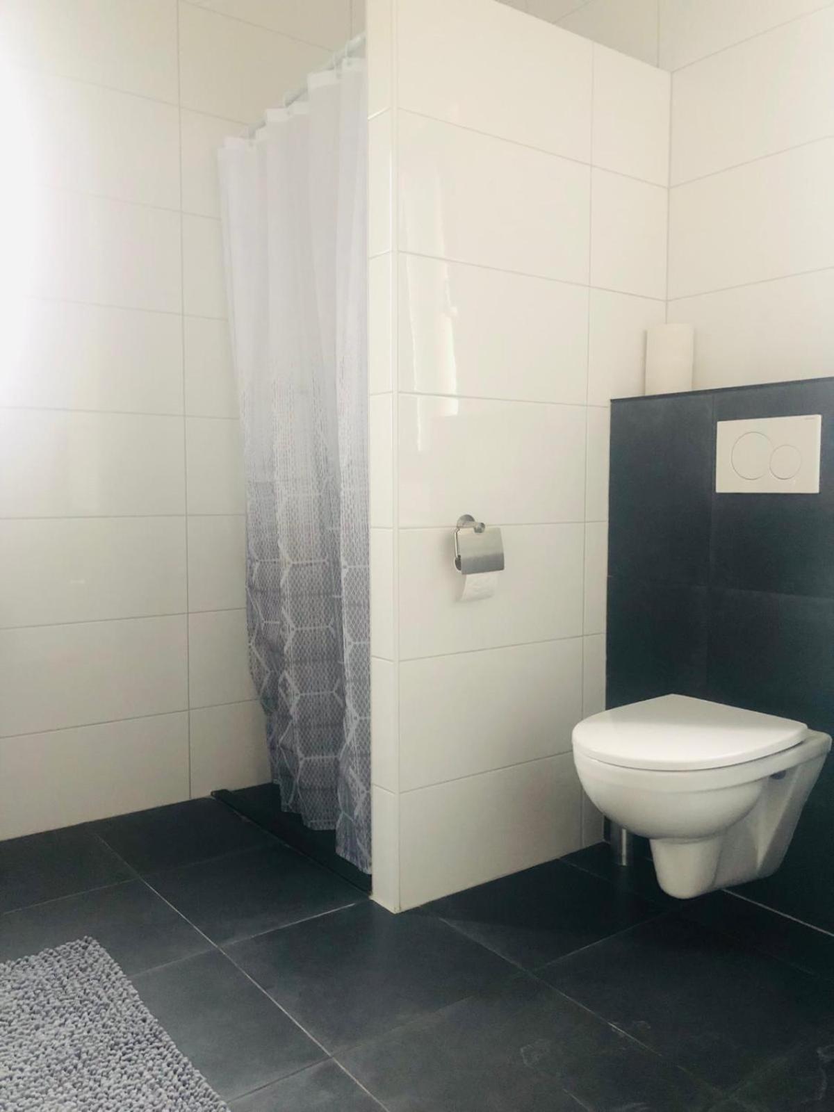 City Zen Apartment Enschede !Free Private Parking Eksteriør billede