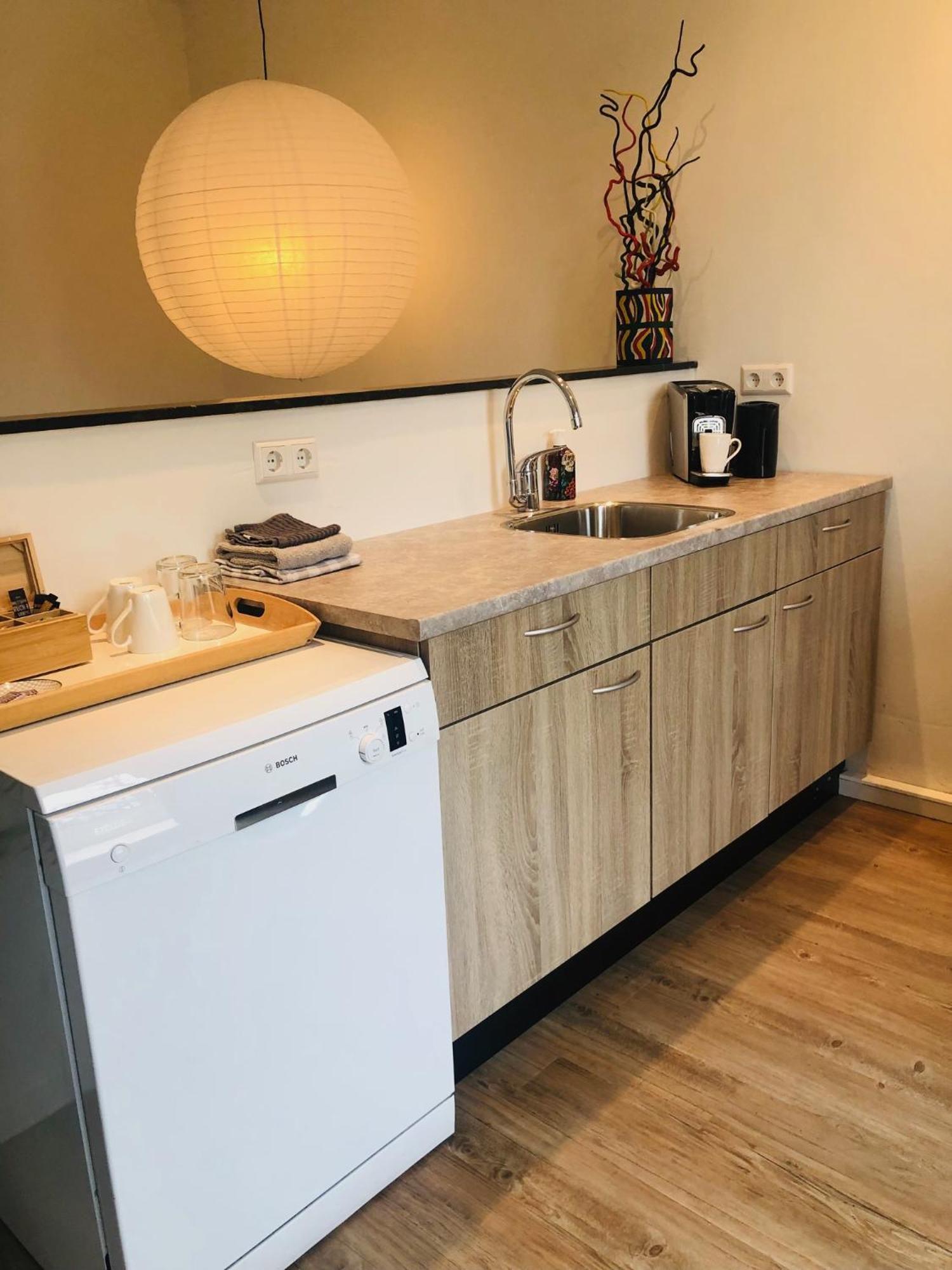 City Zen Apartment Enschede !Free Private Parking Eksteriør billede