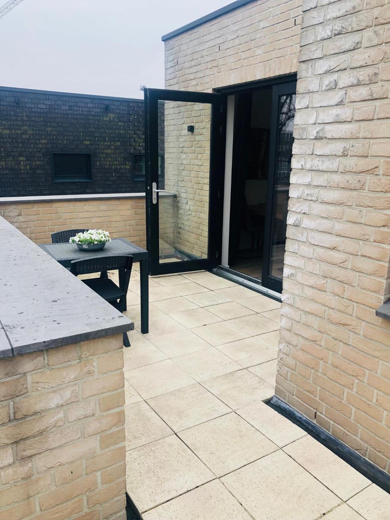City Zen Apartment Enschede !Free Private Parking Eksteriør billede