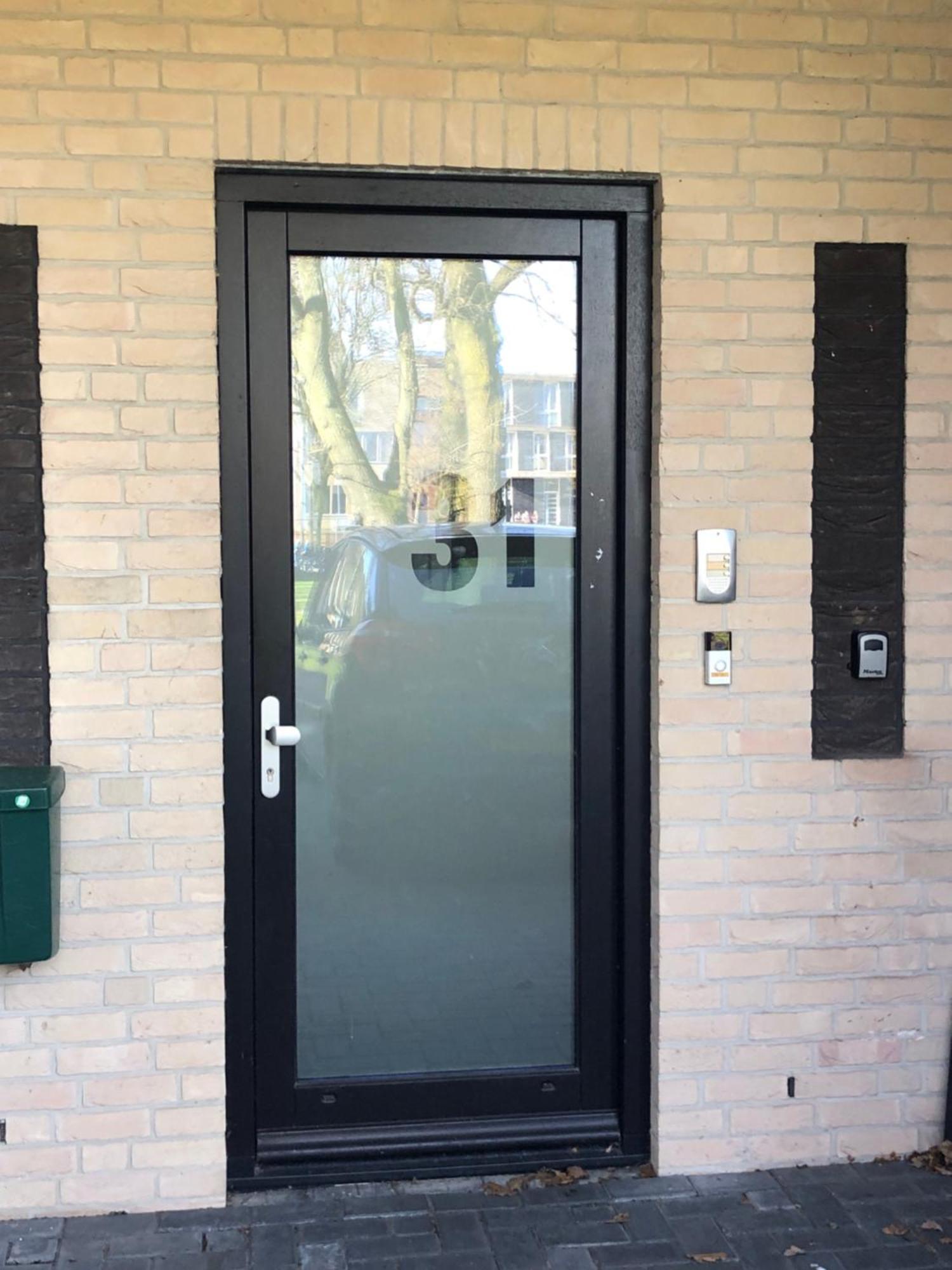 City Zen Apartment Enschede !Free Private Parking Eksteriør billede